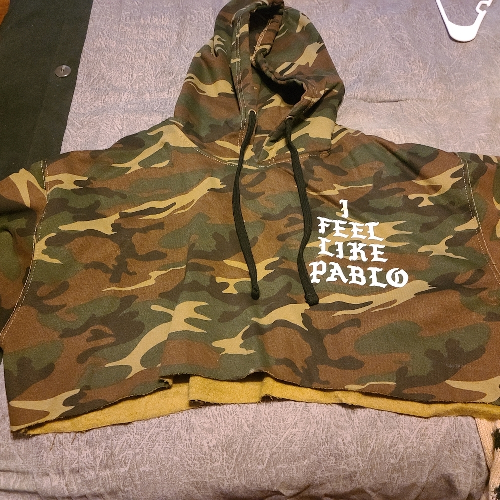 I feel like Pablo (replica from independent shop)